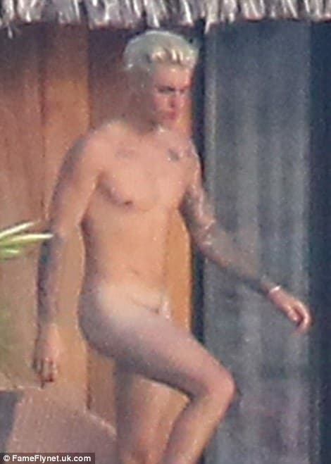 Justin Bieber goes full-frontal NAKED as he enjoys a skinny dipping session in Bora Bora