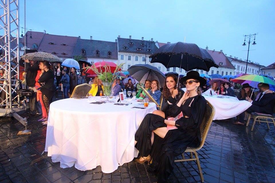 10464225_693900663978762_2515227845345439136_n