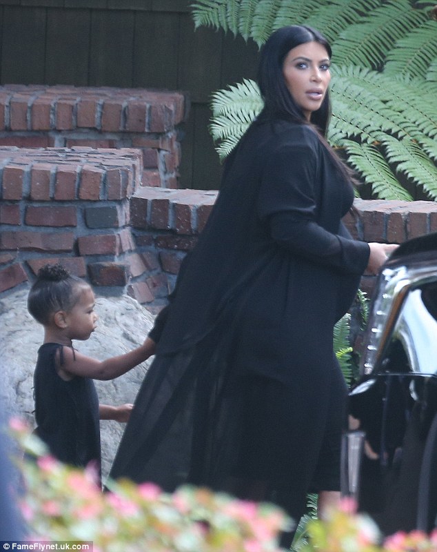 2CB1102200000578-0-image-a-2_1443045424739